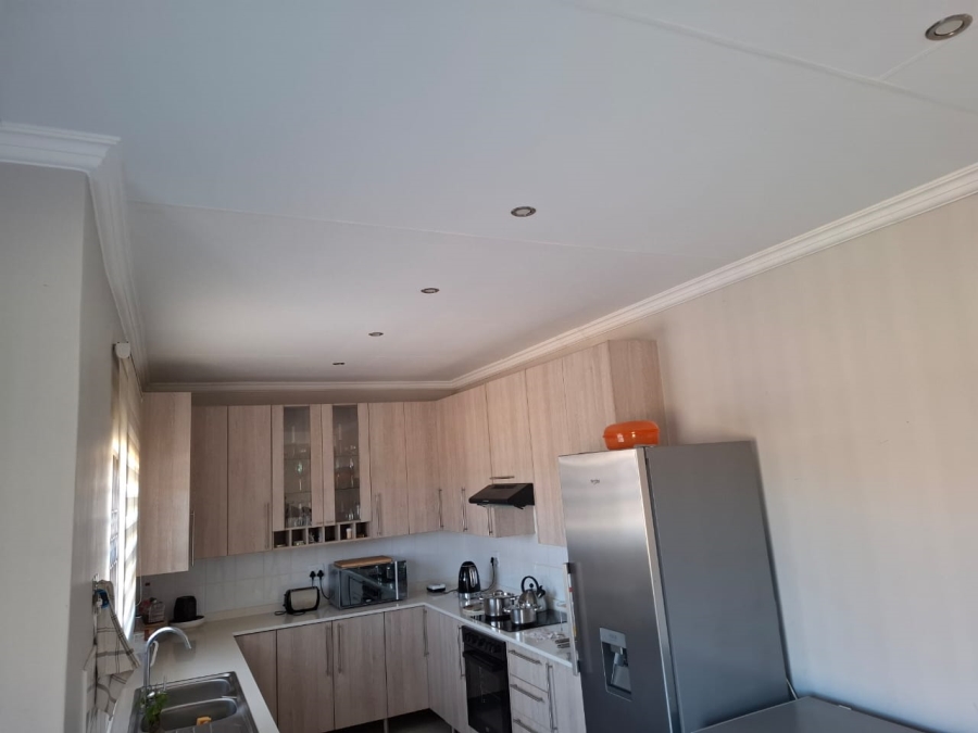 3 Bedroom Property for Sale in Bloemspruit Free State